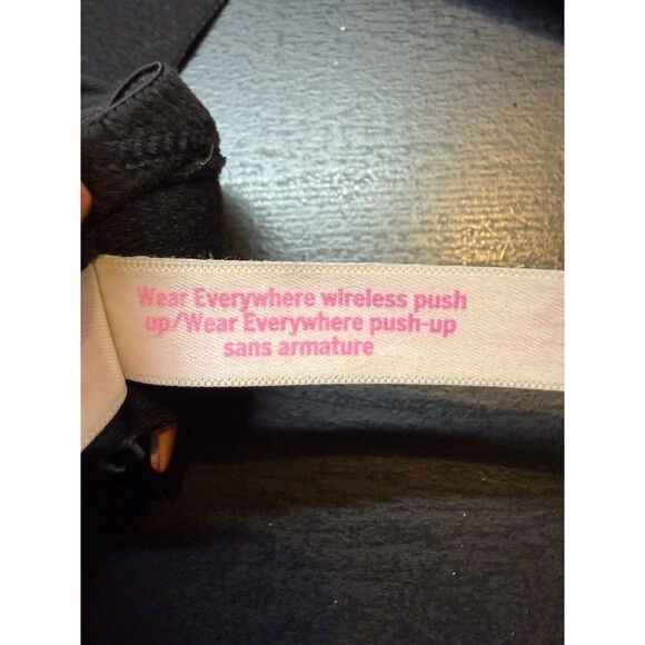 PINK Victoria’s Secret Wear Everywhere Wireless Push-up Bra 34D Black - Picture 7 of 7